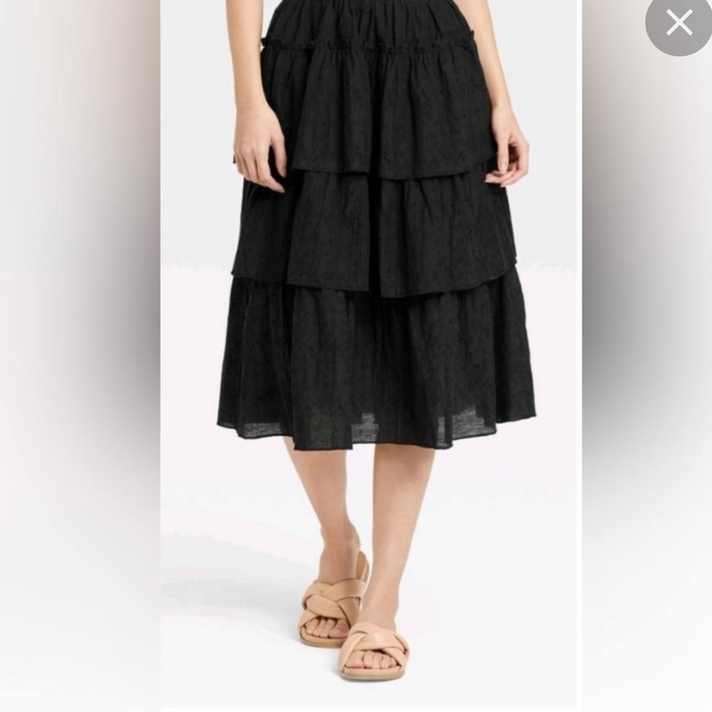 NWT Universal Thread Tiered Maxi Skirt L Black